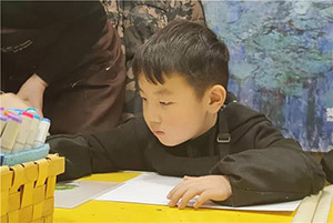 艺术问答第六弹！儿童画画对大脑开发有好处吗？有！