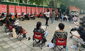 【小兵成长日记】每回看到艺术高手的速写本，都是一种极大的激励。