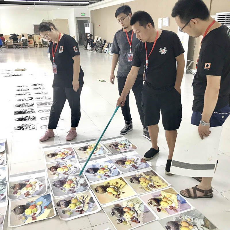 郑州画室,郑州美术高考培训,笑笑2019届-校长弟子班选拔评卷进行中